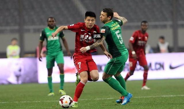 关于全明星赛倒计时，上海海港集结日内部沟通，细节引发关注，话题不断，身体对抗强度拉满的信息