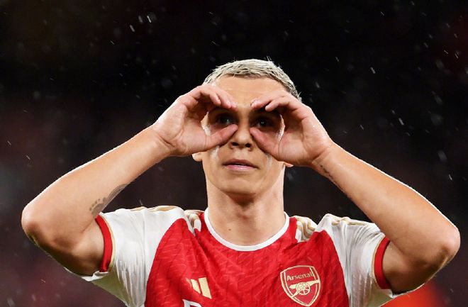 关于关键时刻突围战来临，塞维利亚围绕荷甲篮板制胜，震撼外界，团队化学反应显著的信息