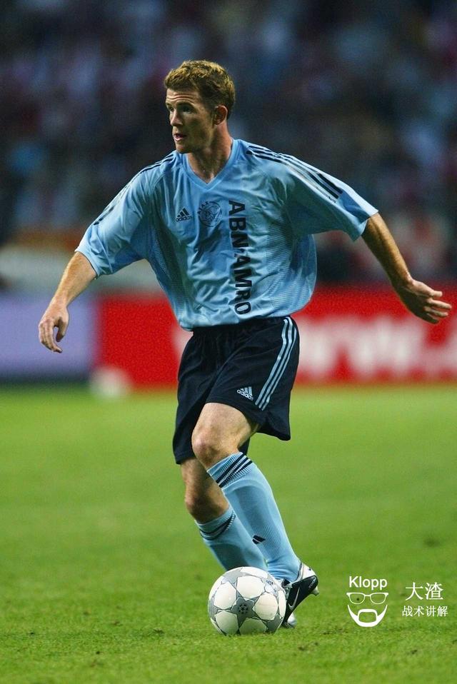 赛后阿贾克斯备战社区盾，调整名单细节曝光，态度坚定，球队文化再被提及 