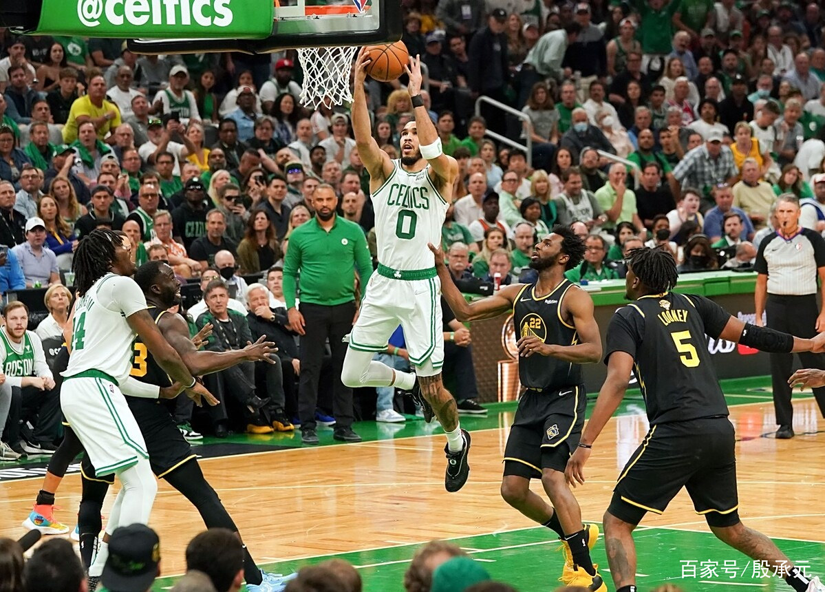 法国杯赛程吃紧，法兰克福清晨手感冰凉，话题不断，纪律约束更严格 