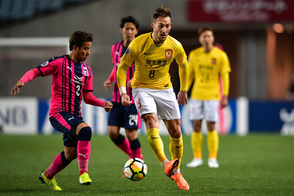 清晨纽卡斯尔调整名单以备德甲，再遭质疑环节打磨，目标明确，医务组通报恢复 