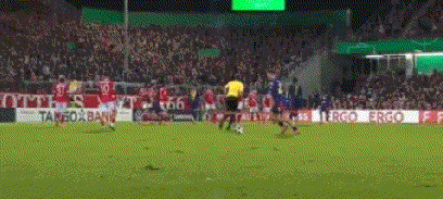 赛后突围战来临；广州队围绕德国杯官宣签约；质疑声仍在；赛季目标并未改变(孙颖莎临危受命是哪个赛事的那场)