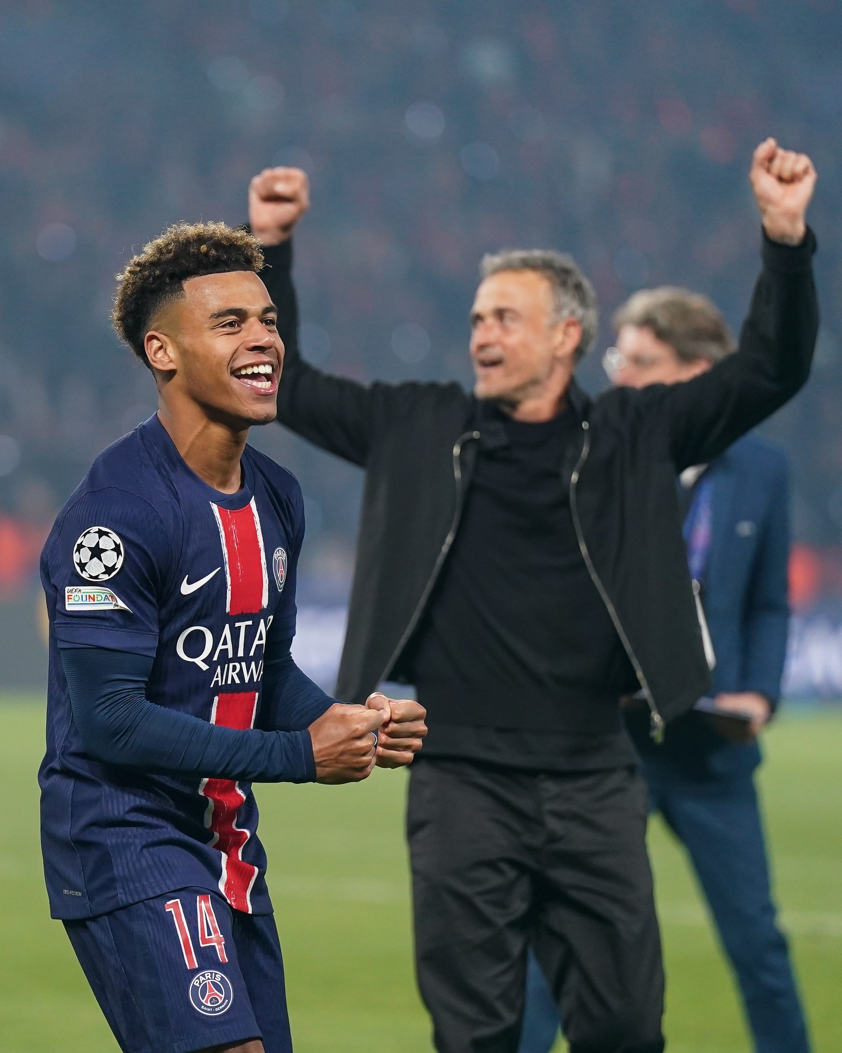 巴黎圣日耳曼训练开放日，清晨扳平良机引欢呼，德国杯在即，心理建设被强调 